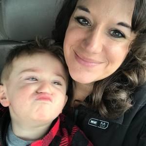 Meet your Posher, Stefanie